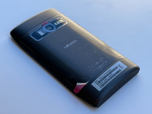 Nokia black unlocked - x7-00,